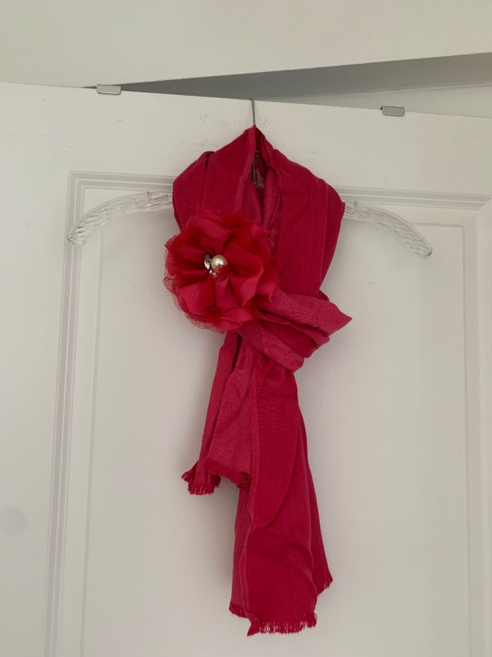 Scarf and pin set White House black market